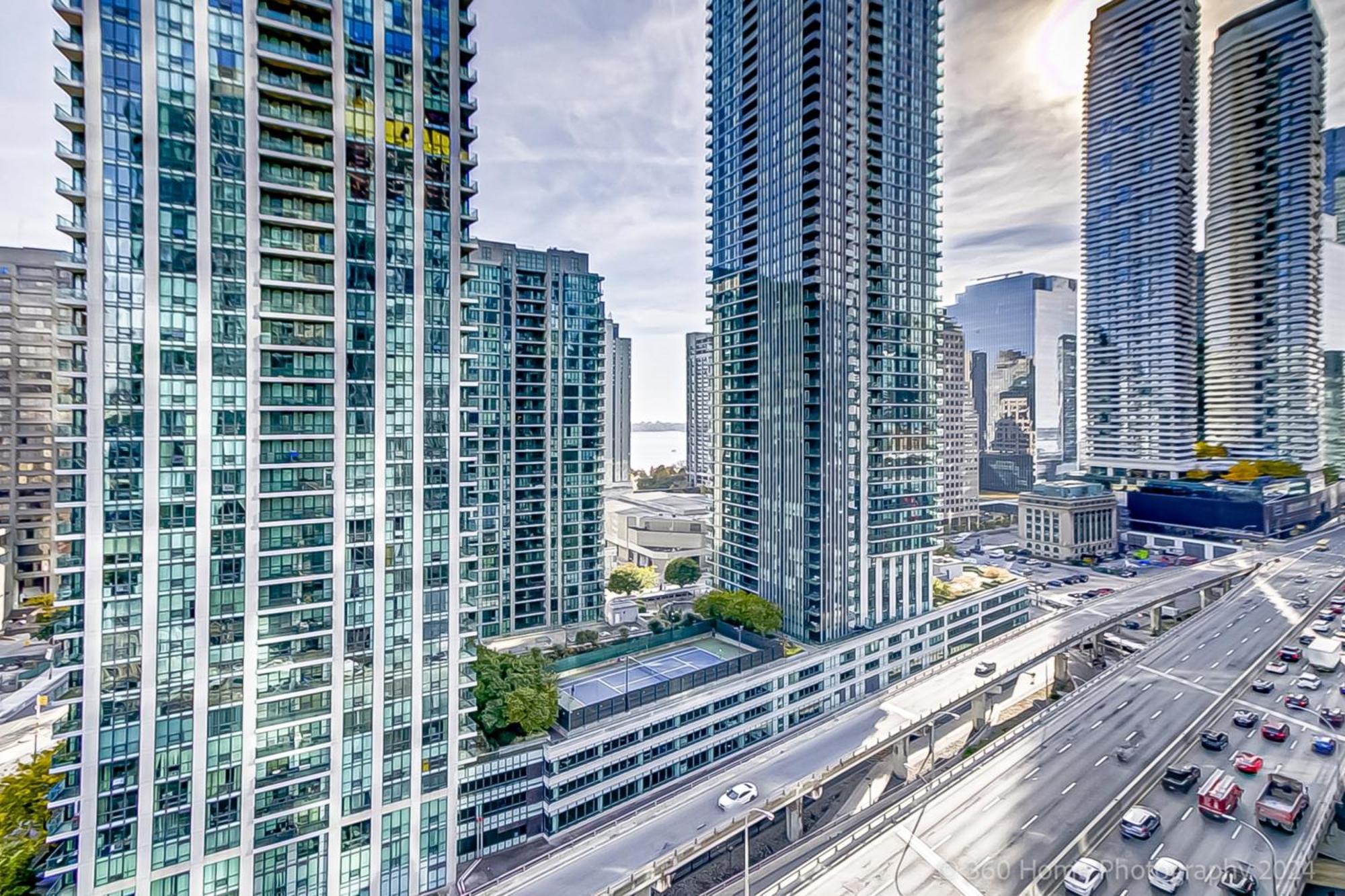 Globalstay Yonge St Condos Toronto Exterior foto